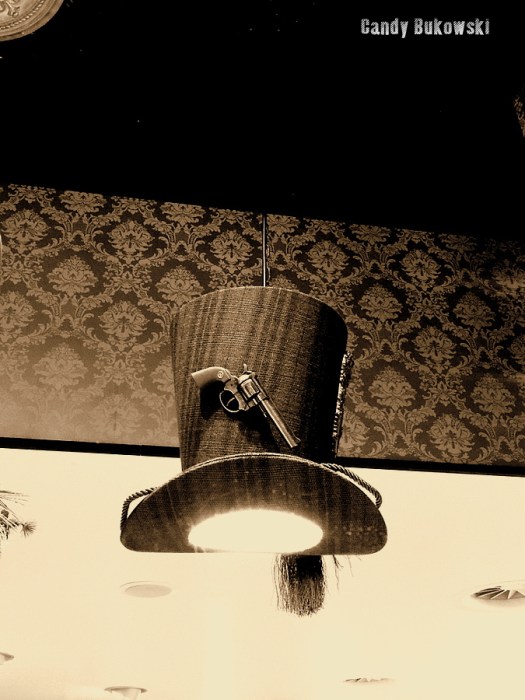 Coltpflicht im Wunderland